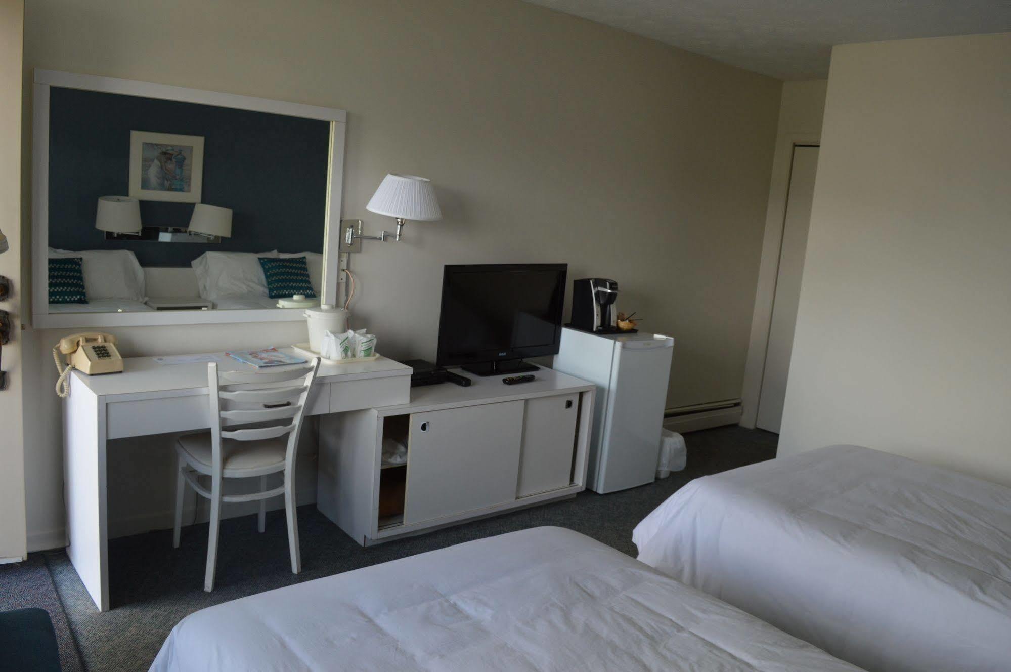Auberge Le Parasol Chicoutimi المظهر الخارجي الصورة